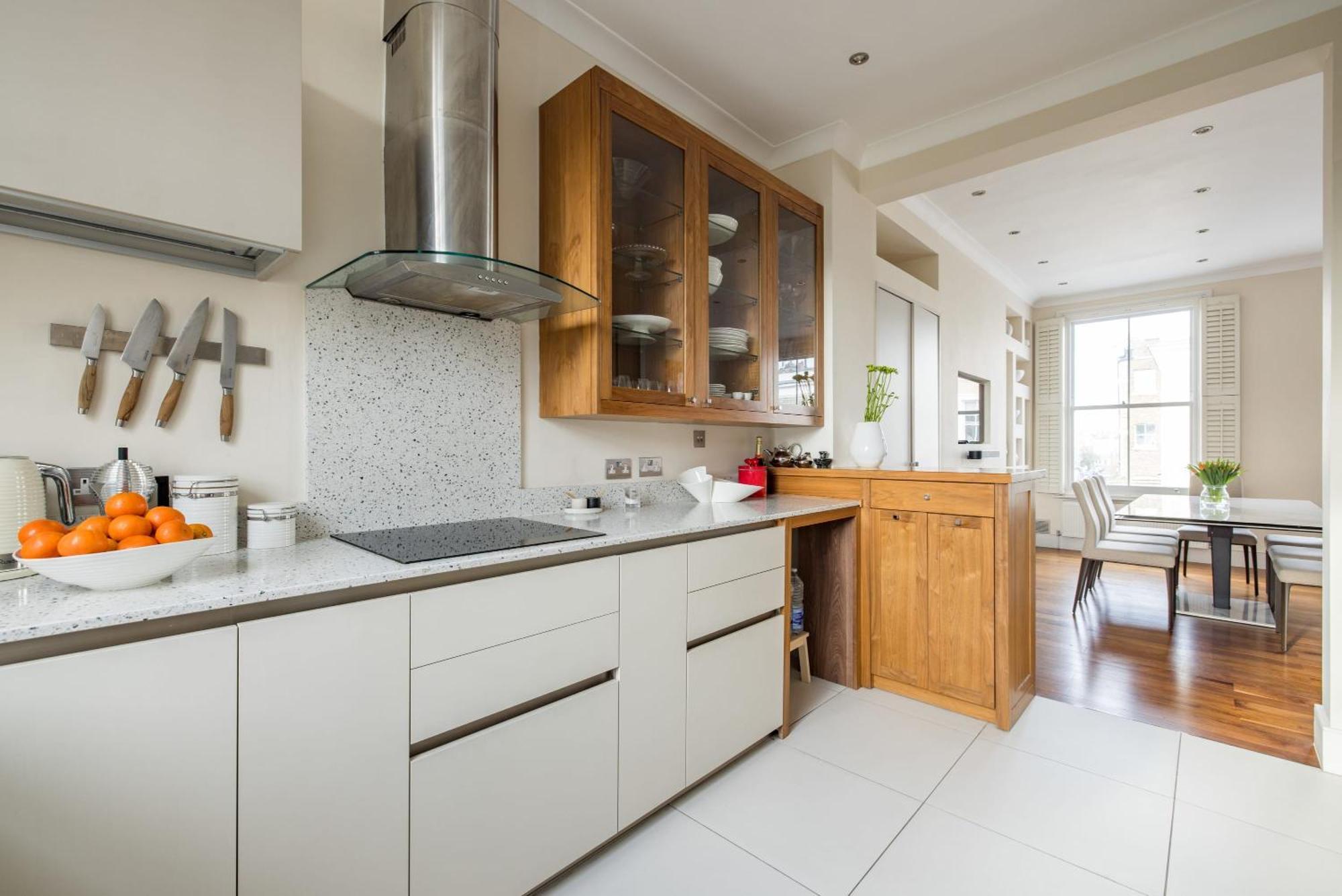 Light-filled Chelsea Duplex Apartment London