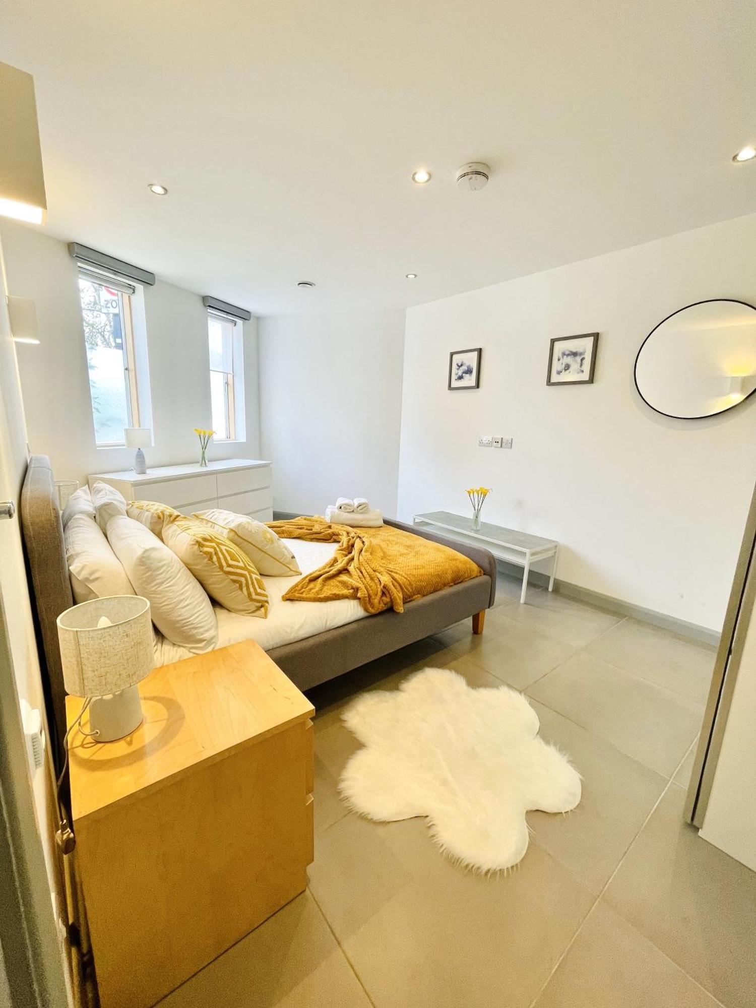 Apartment Chestnut London