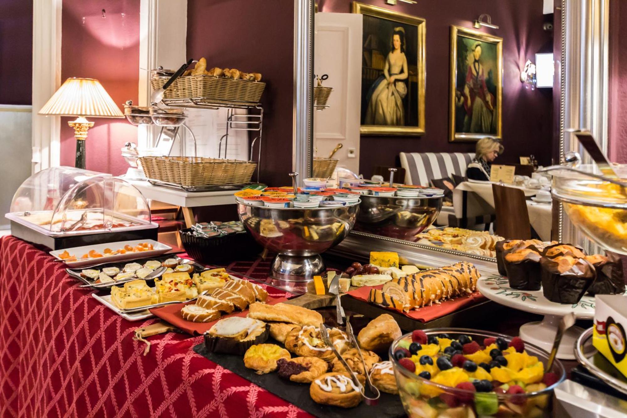 Hotel Arosfa By Compass Hospitality 3*