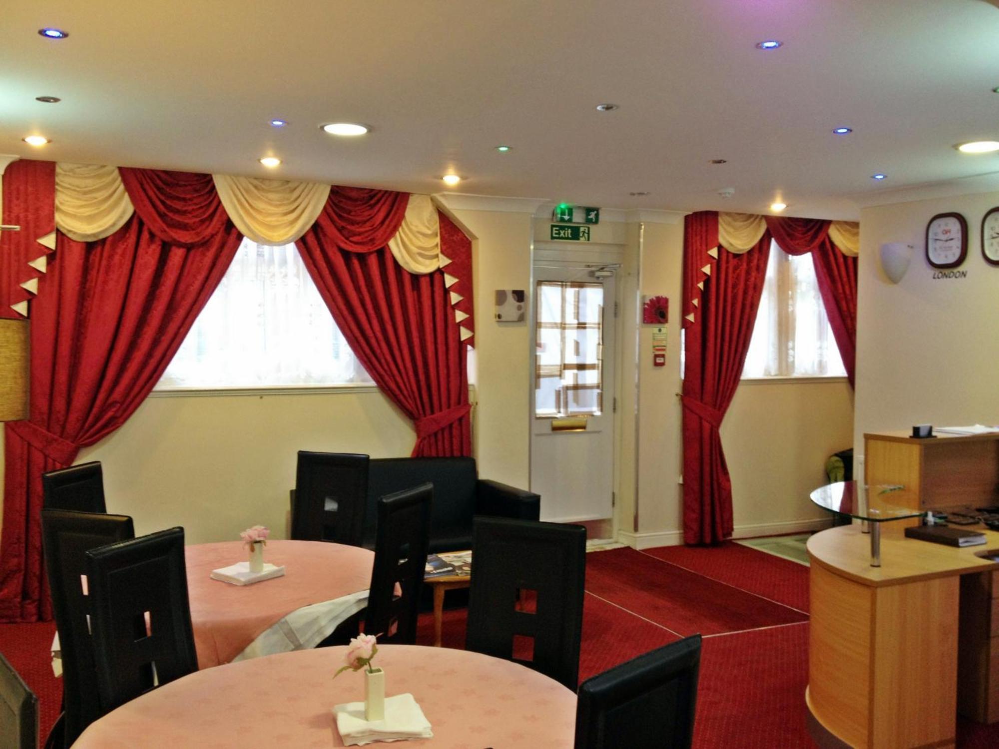 Hotell View - Road Market