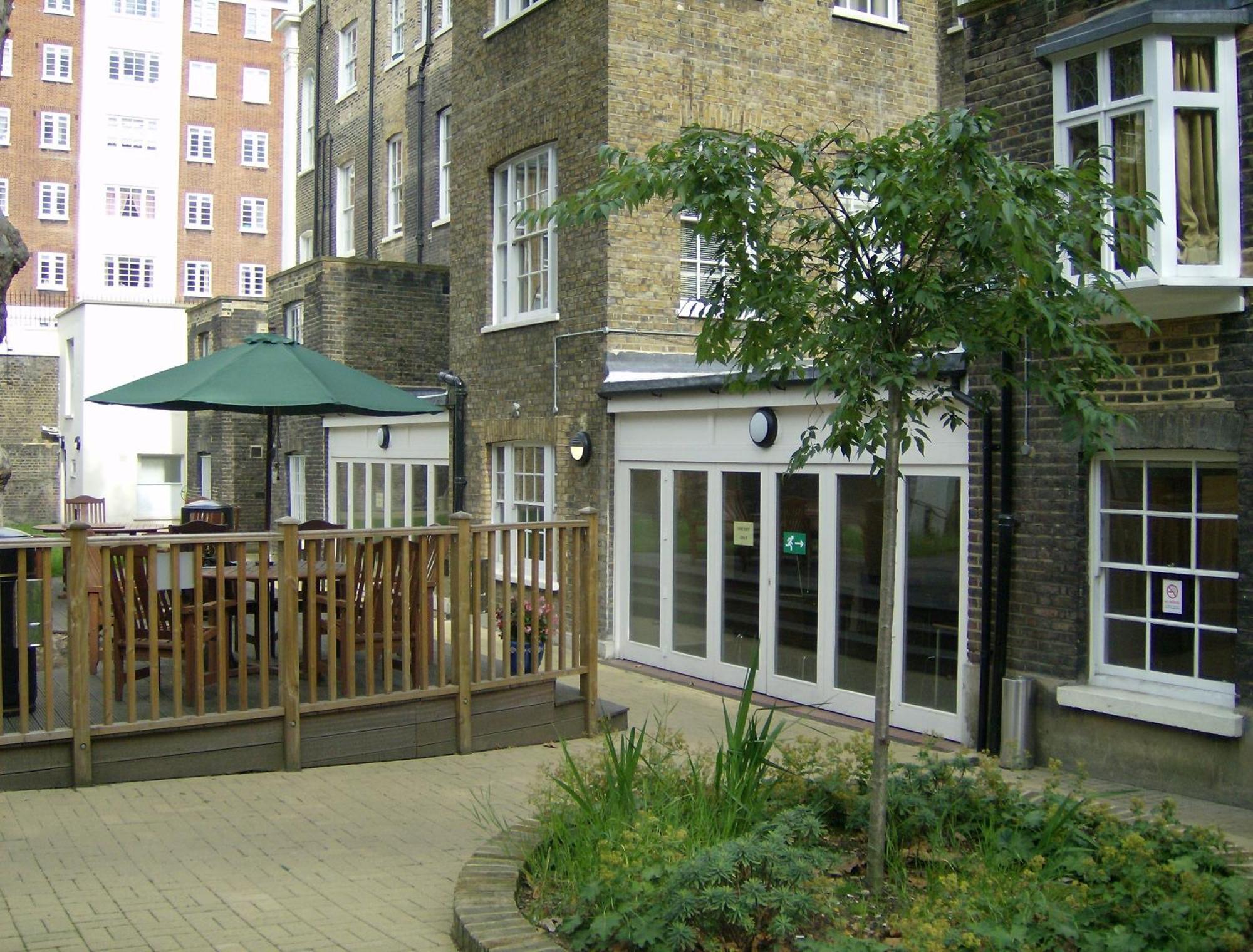 Apartment Lse Passfield Hall *