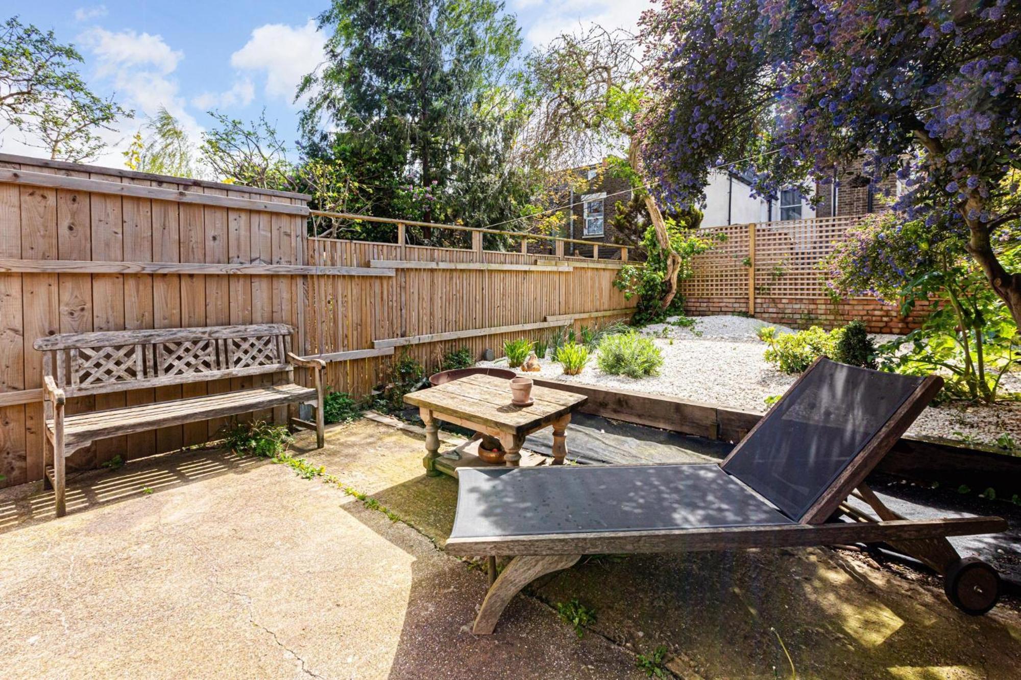 Leilighet 1 Bed & Garden, Sunny Artist Flat - 20mins To *
