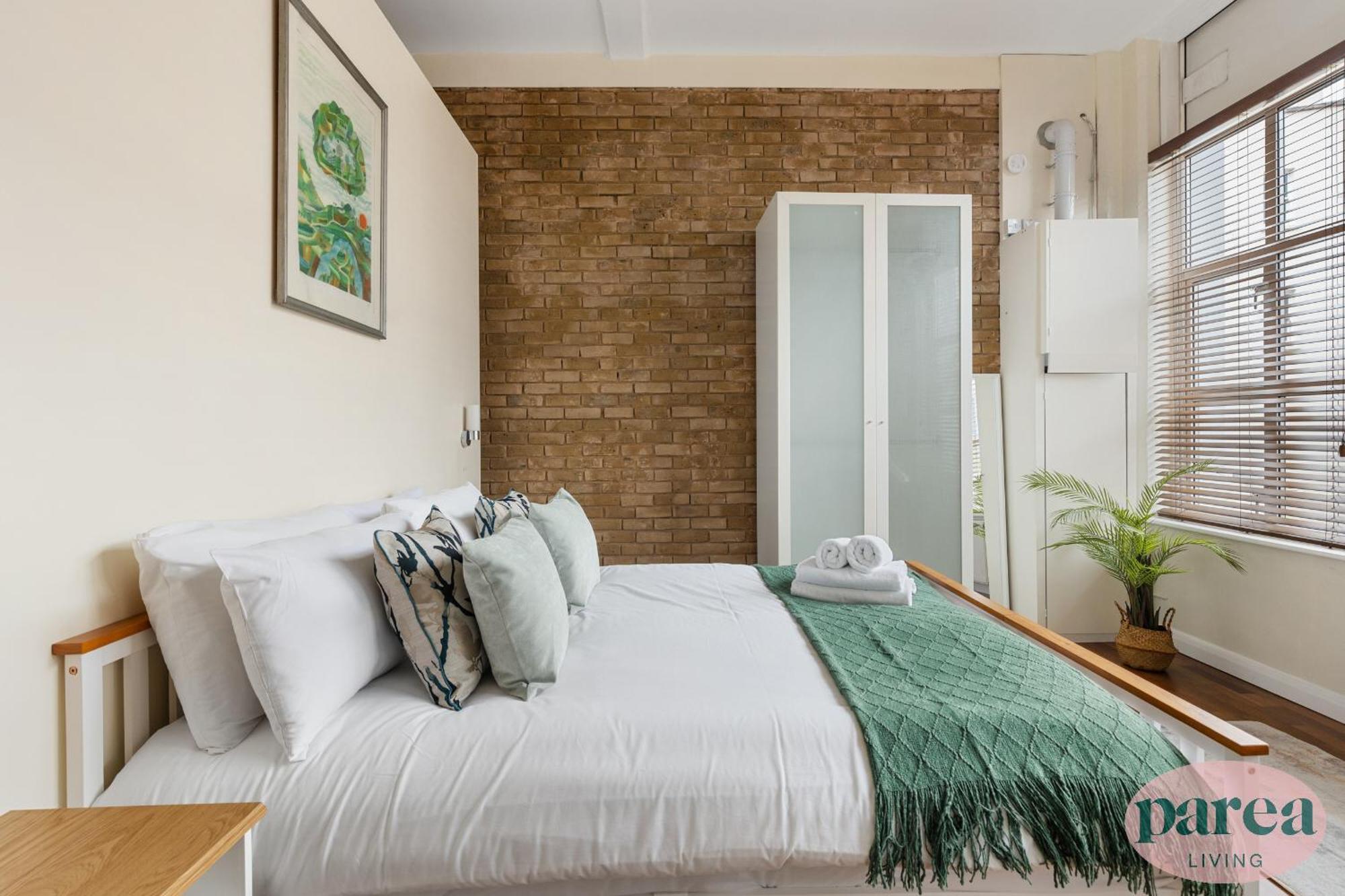 Apartment Parea Living - Spacious 3 Bed Flat, Canary Wharf Views With Parking *