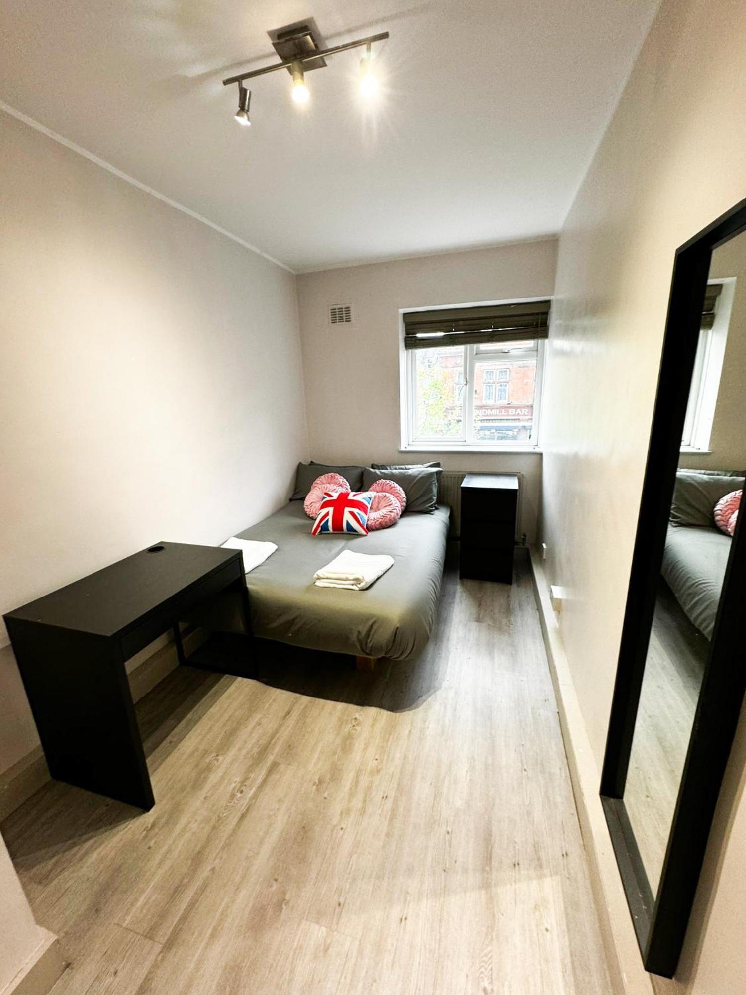 Leilighet Cricklewood London