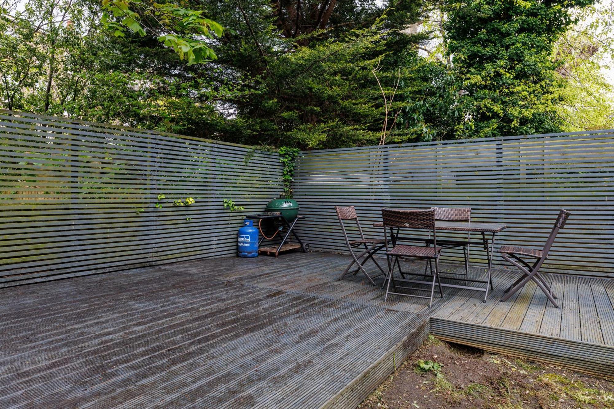 Apartment Spacious 2-bed Flat / 10 Mins From The Centre