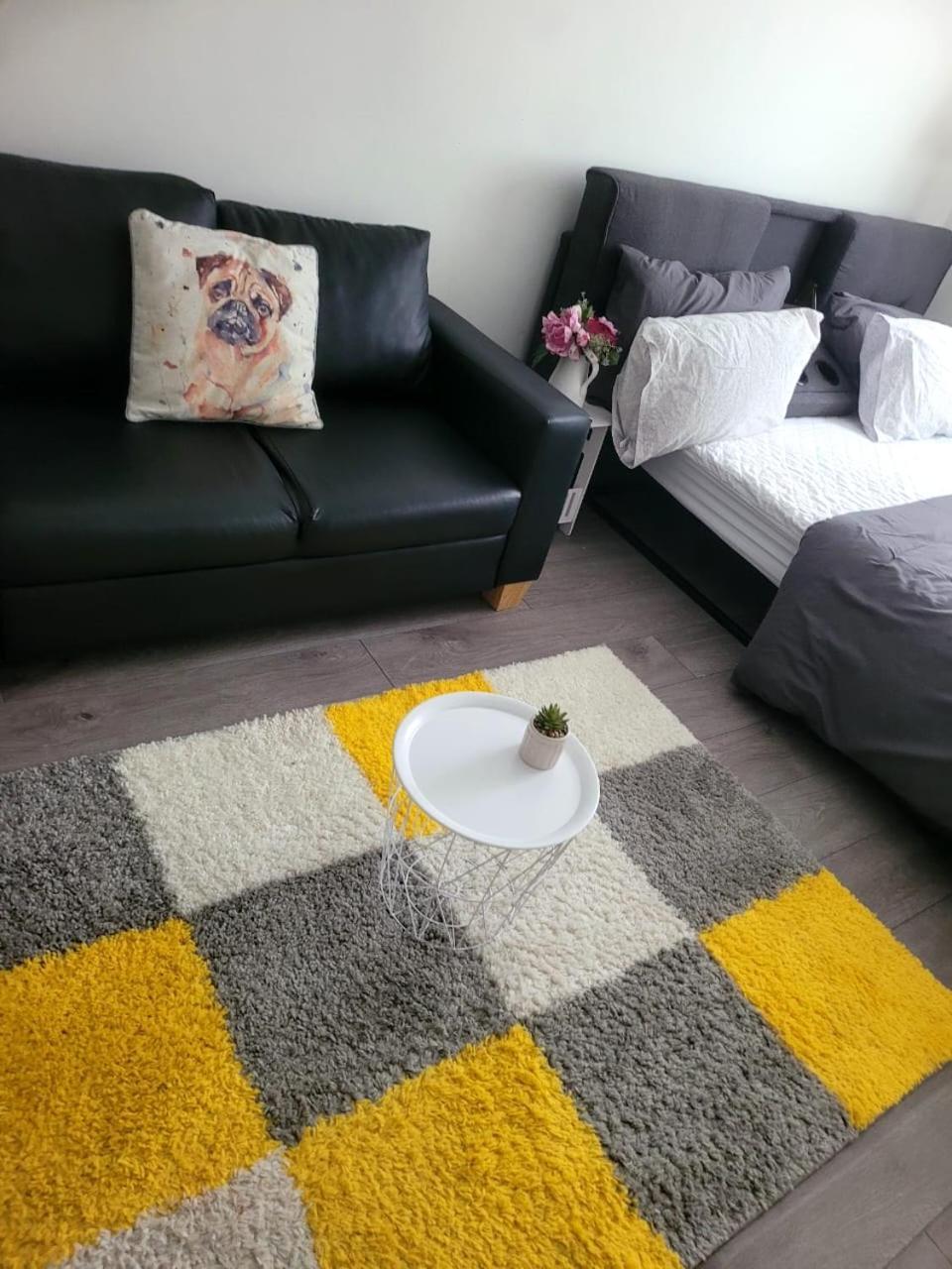 Habitación en casa particular Simplyguests *