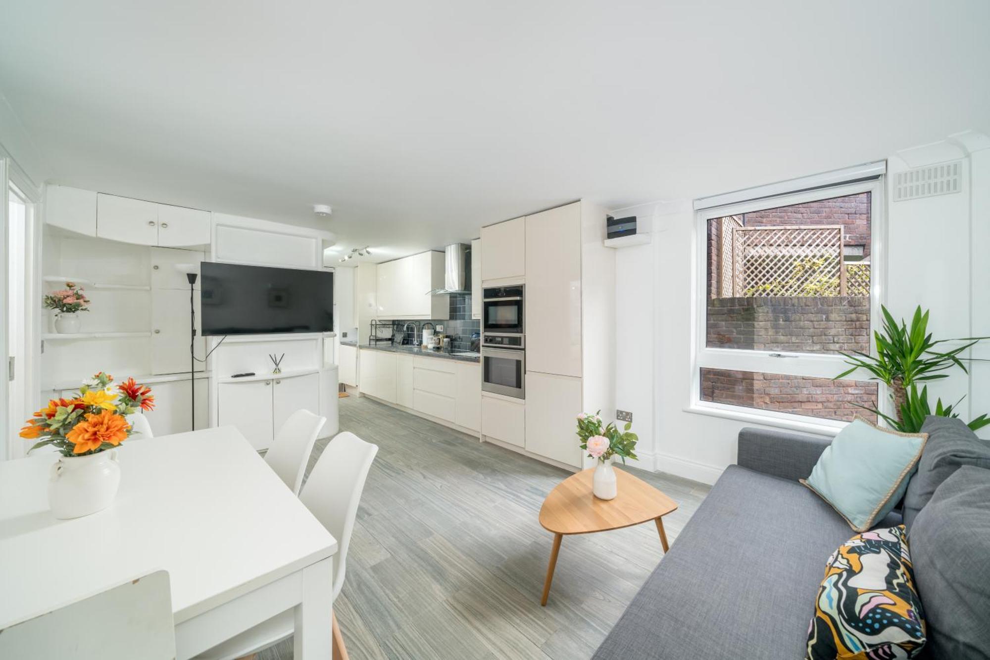 Beautiful & Serene Flat In The Heart Of London