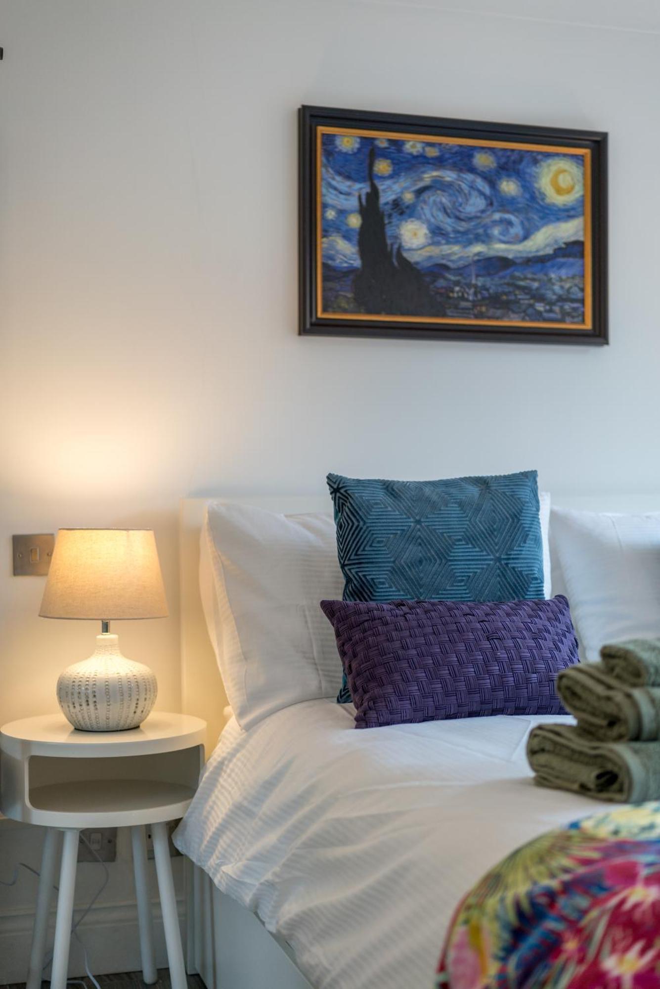 Beautiful & Serene Flat In The Heart Of