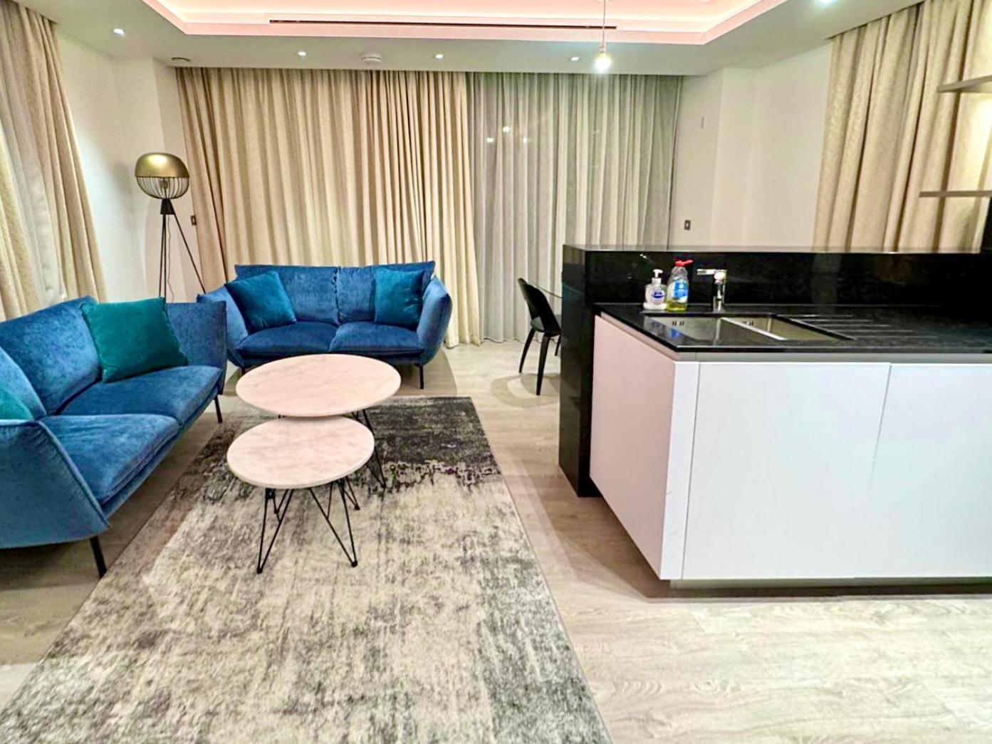 Apartment Avrora 2 Bedroom Luxury