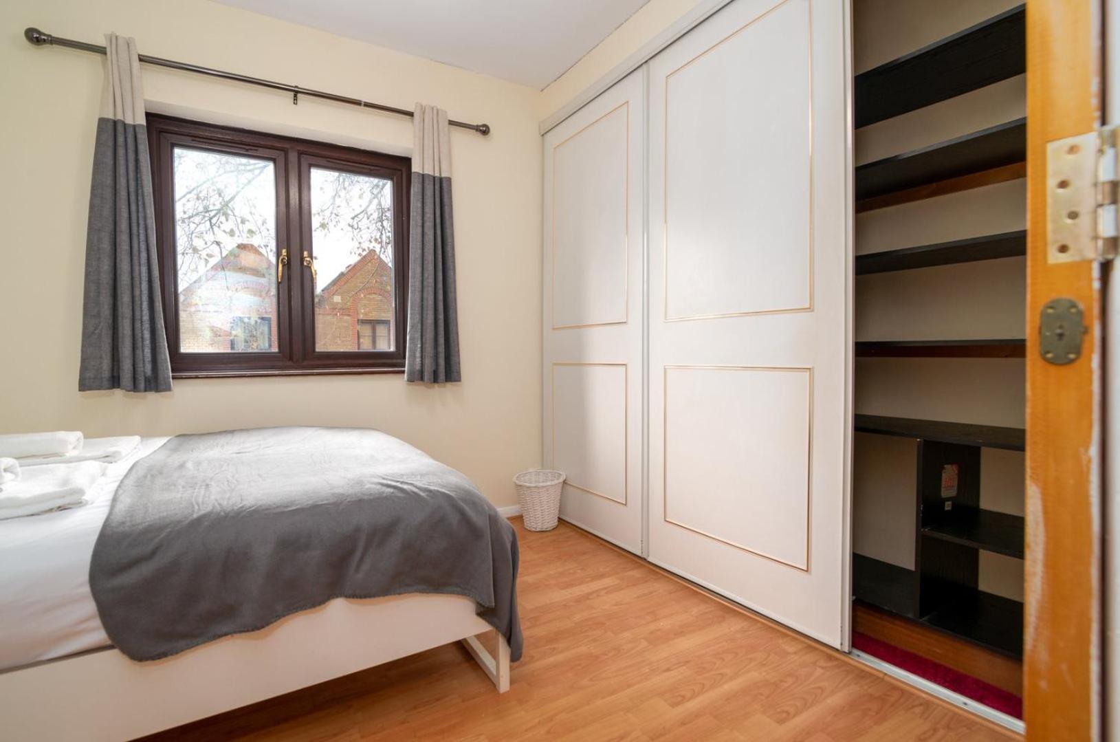 Gasthuis Guestready - 4br In Surrey Quays Canada Water *