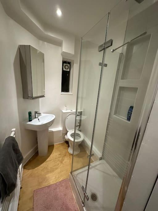 Apartment Comfortable Flat Near Portobello Rd *