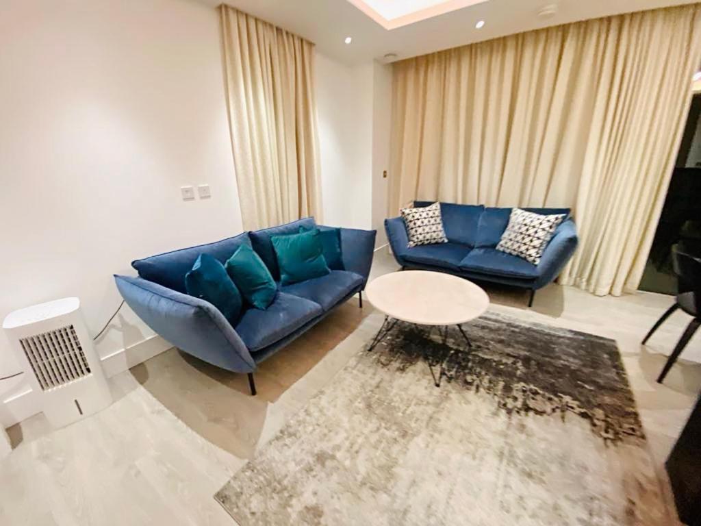 Apartment Avrora 2 Bedroom Luxury *