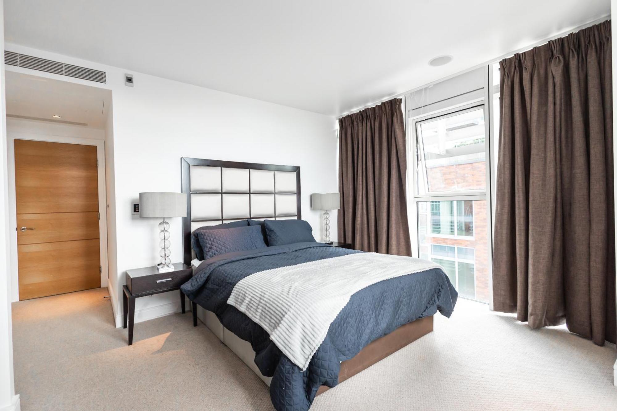 Ads Lux Lettings Ltd - Battersea Reach Londen