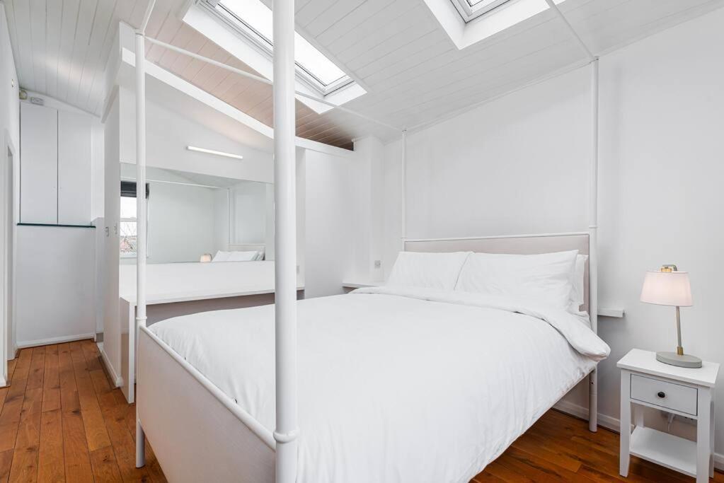 Apartment The House, Parsons London