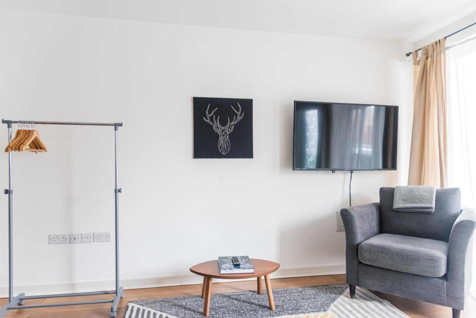 Apartment The City Song 1 Bedroom Apartment In Rotherhithe *