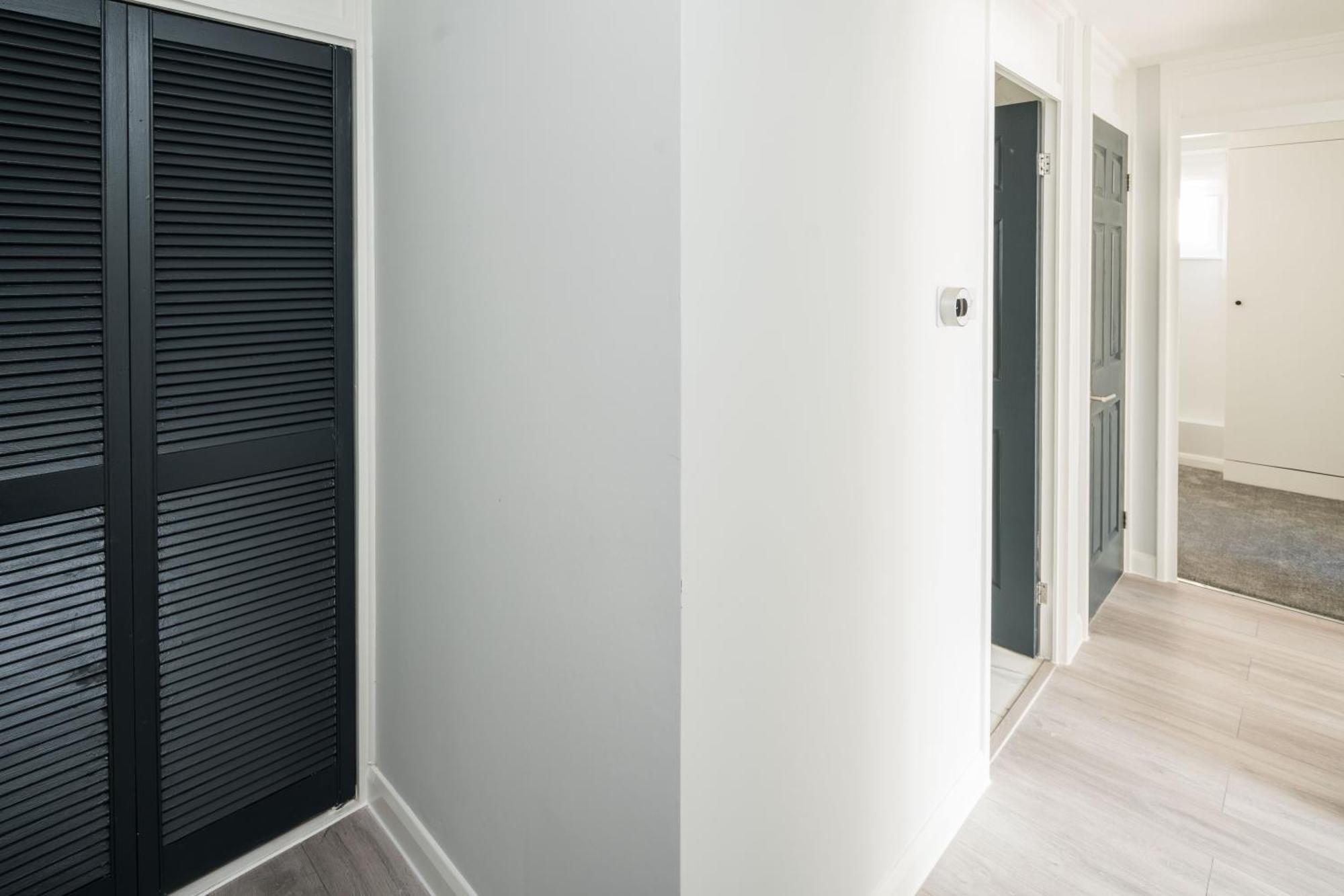 Smart Living Sophisticated Style - Photo Id Required London