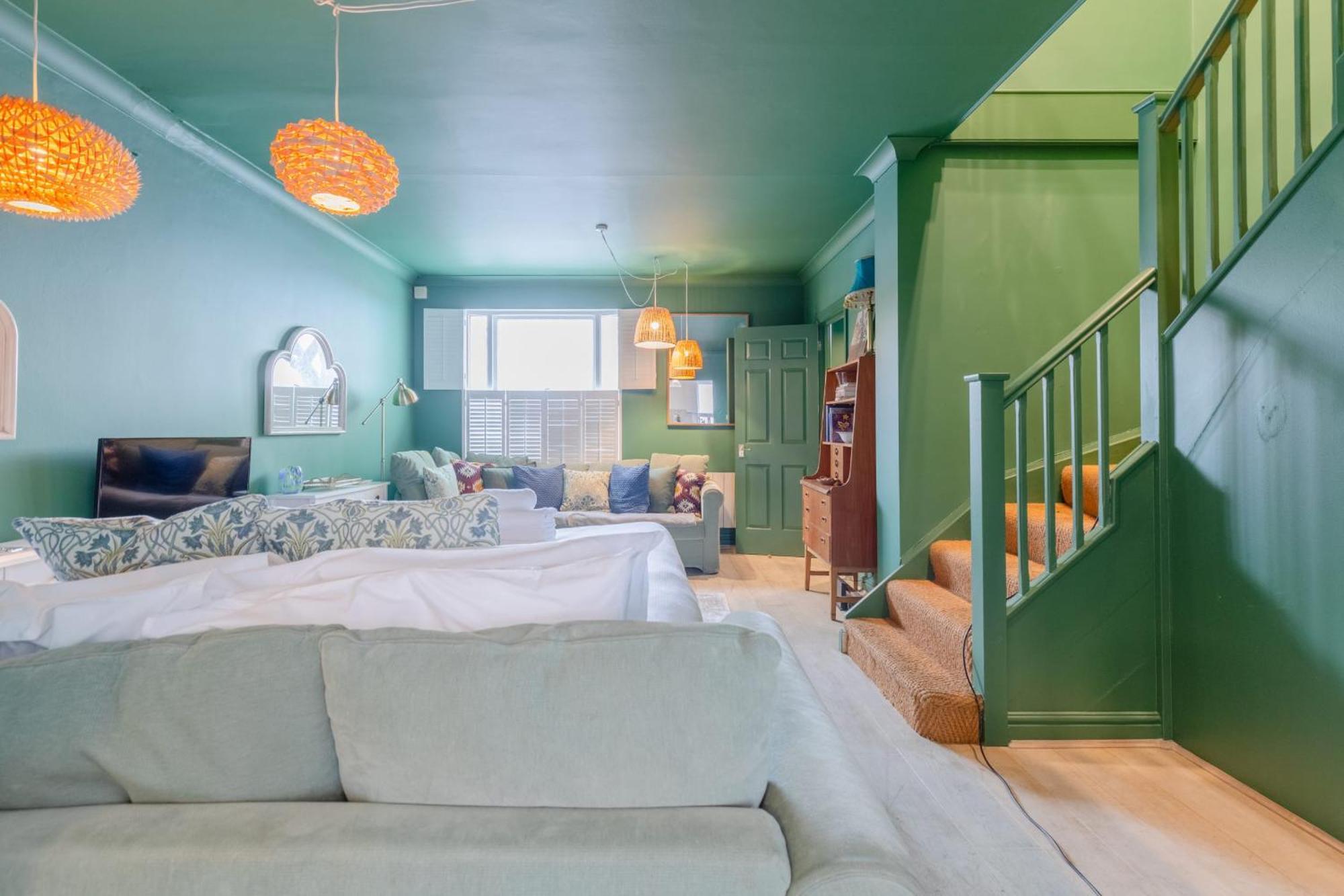 Bright 3 Bedroom House Near King's Cross Stpancras * London