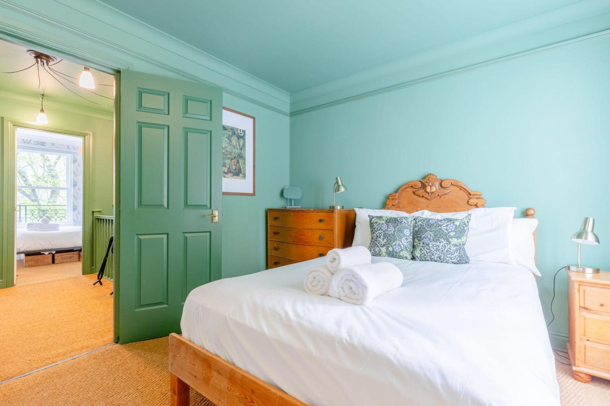 Bright 3 Bedroom House Near King's Cross Stpancras *