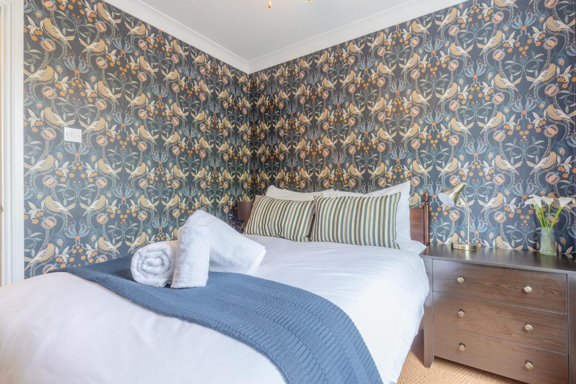Bright 3 Bedroom House Near King's Cross Stpancras London