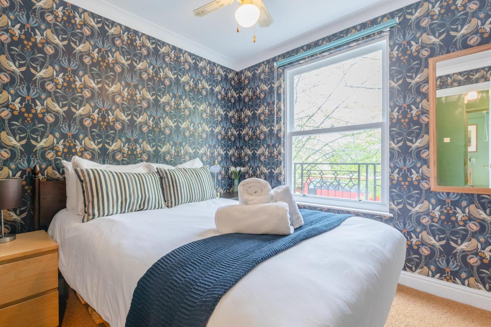 Bright 3 Bedroom House Near King's Cross Stpancras * London