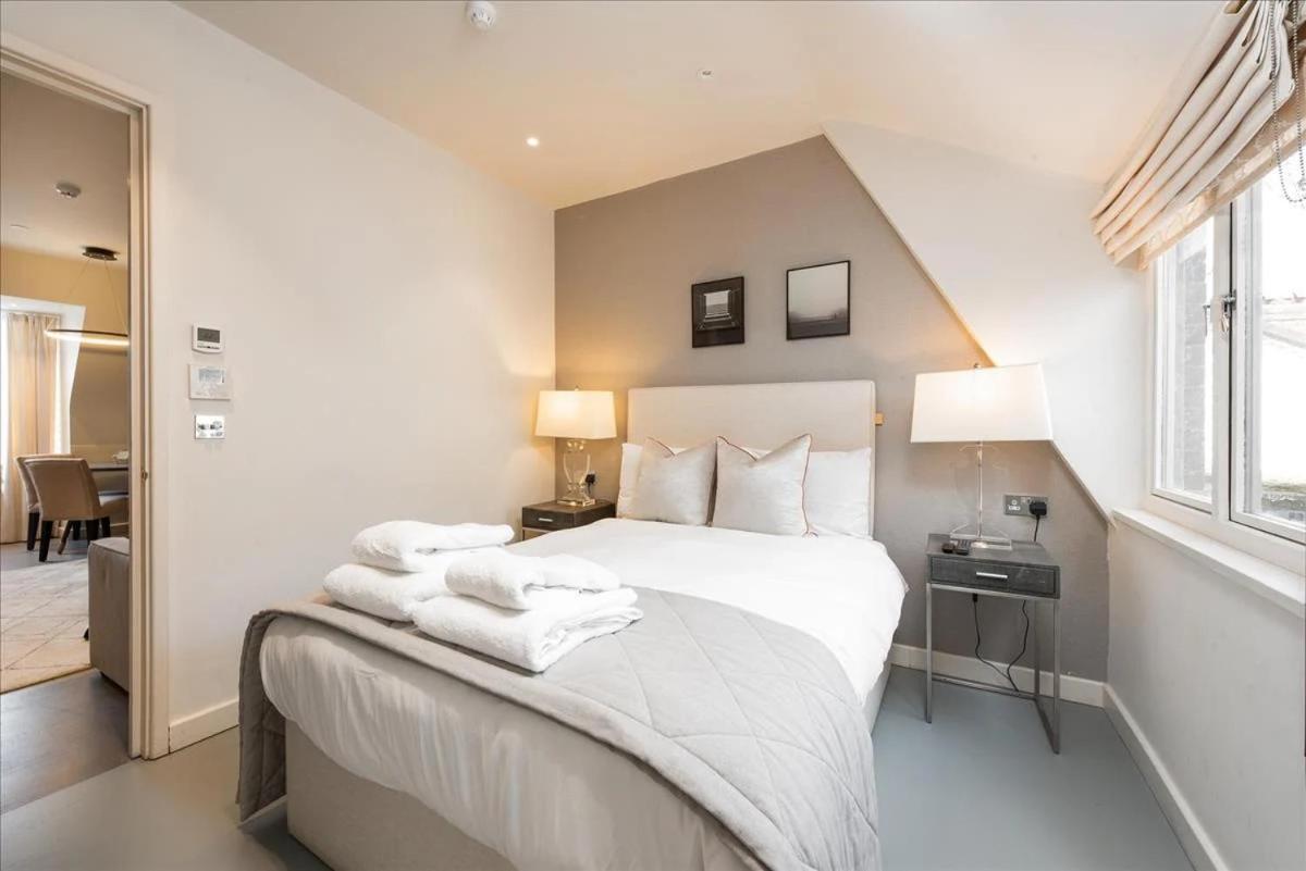 Renovu Premium Homes In Kensington Appartement