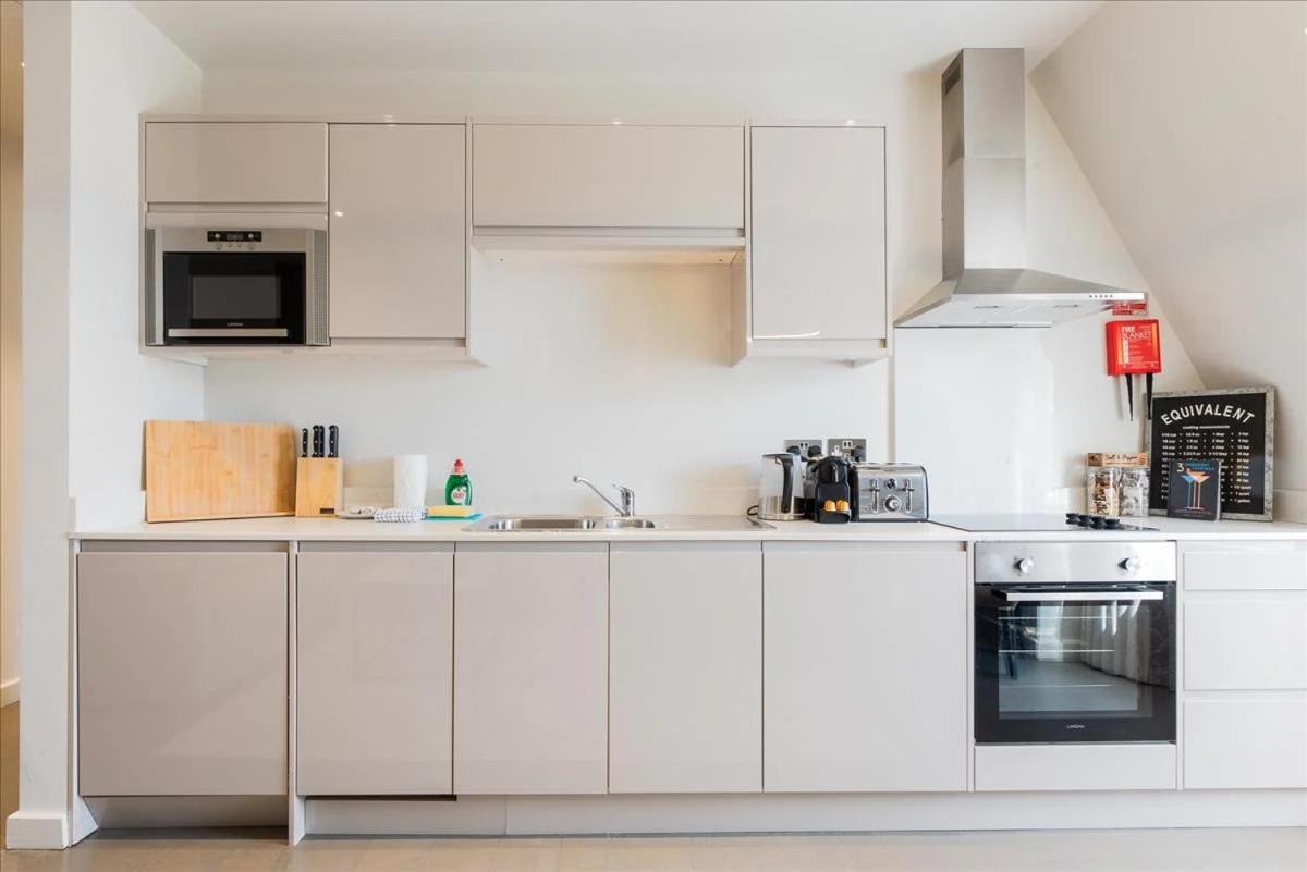 Renovu Premium Homes In Kensington * Londen