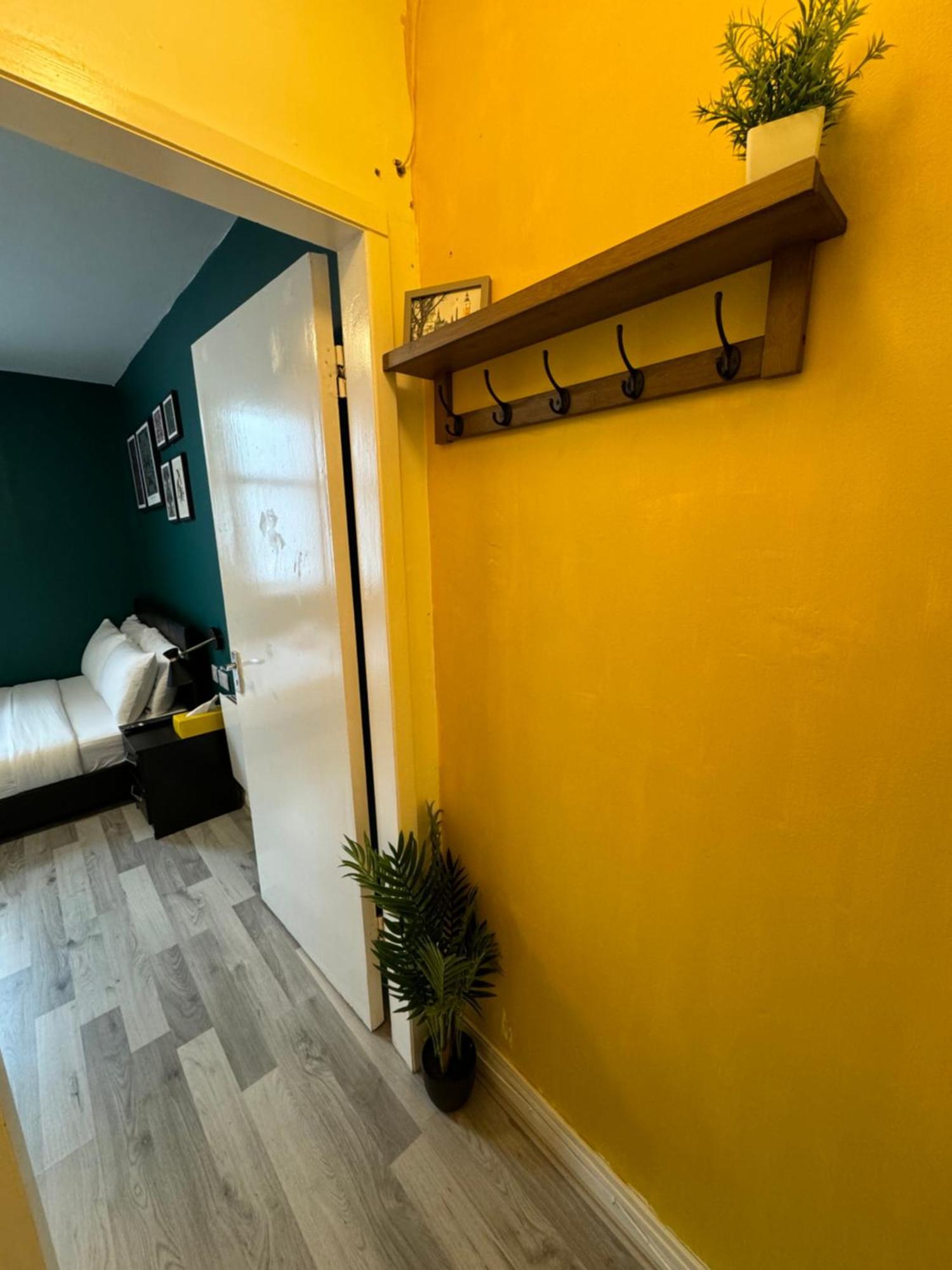 Apartment Unique Studio Flat In City 1110