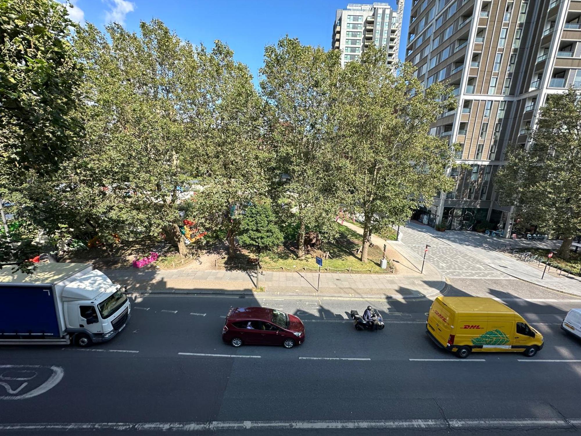 Unique Studio Flat In City 1110 Apartment