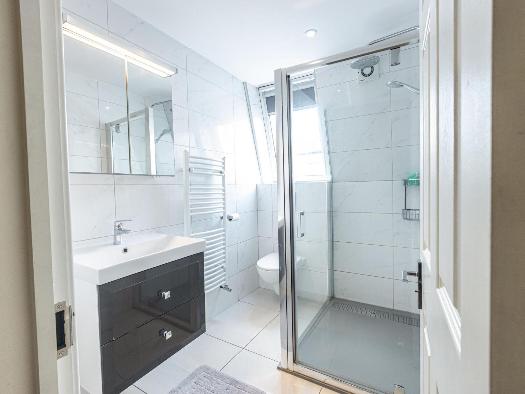 Apartment Family-friendly 3-bedroom Sojo In London