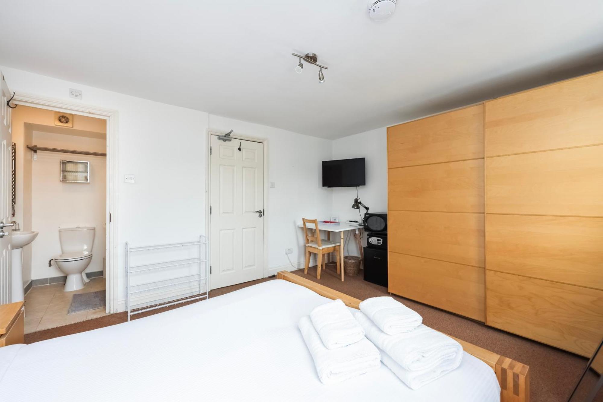 Lovely One Bedroom Ensuite Apartamento Londres