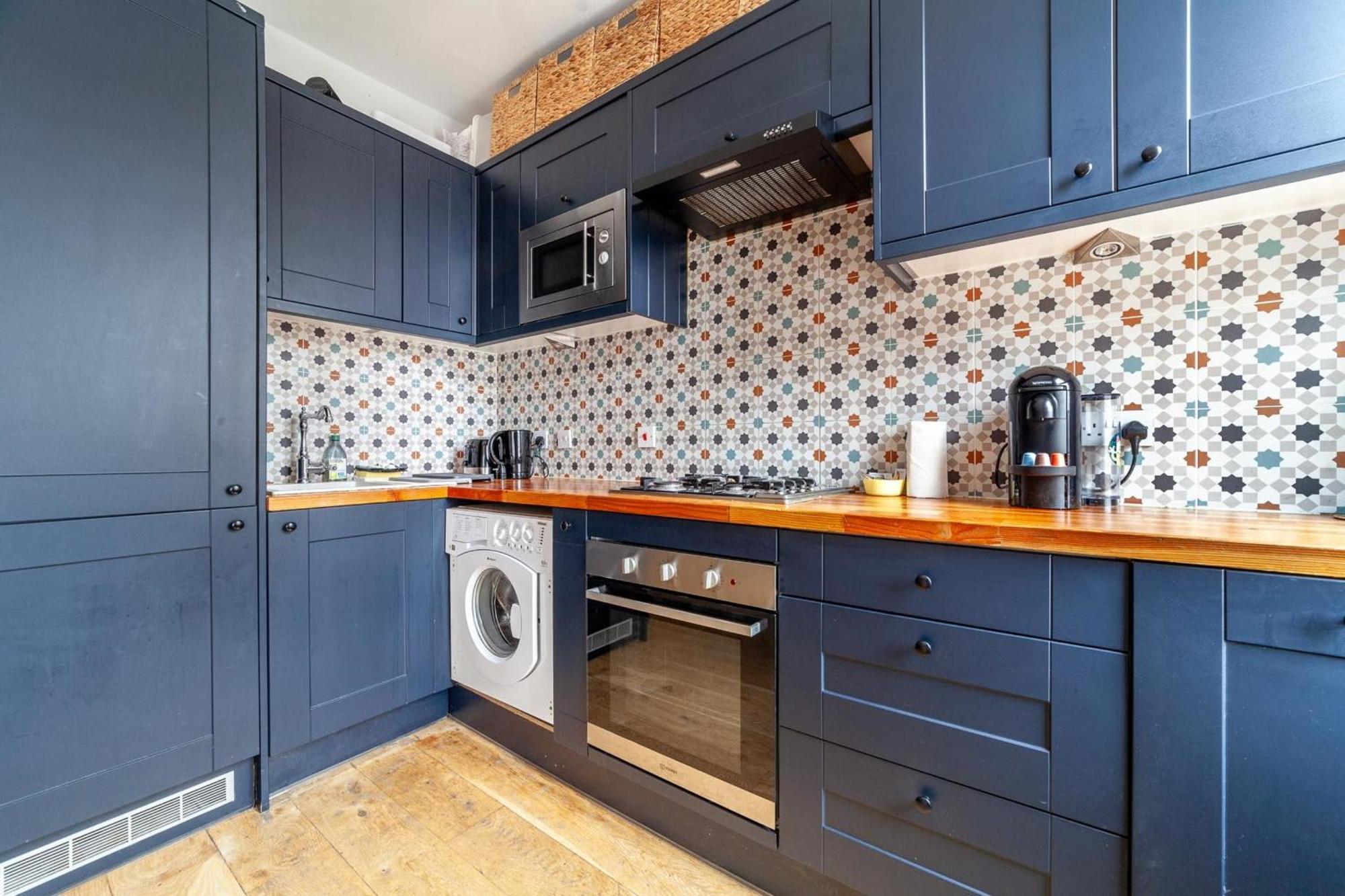 Colourful Notting Hill Apartment *