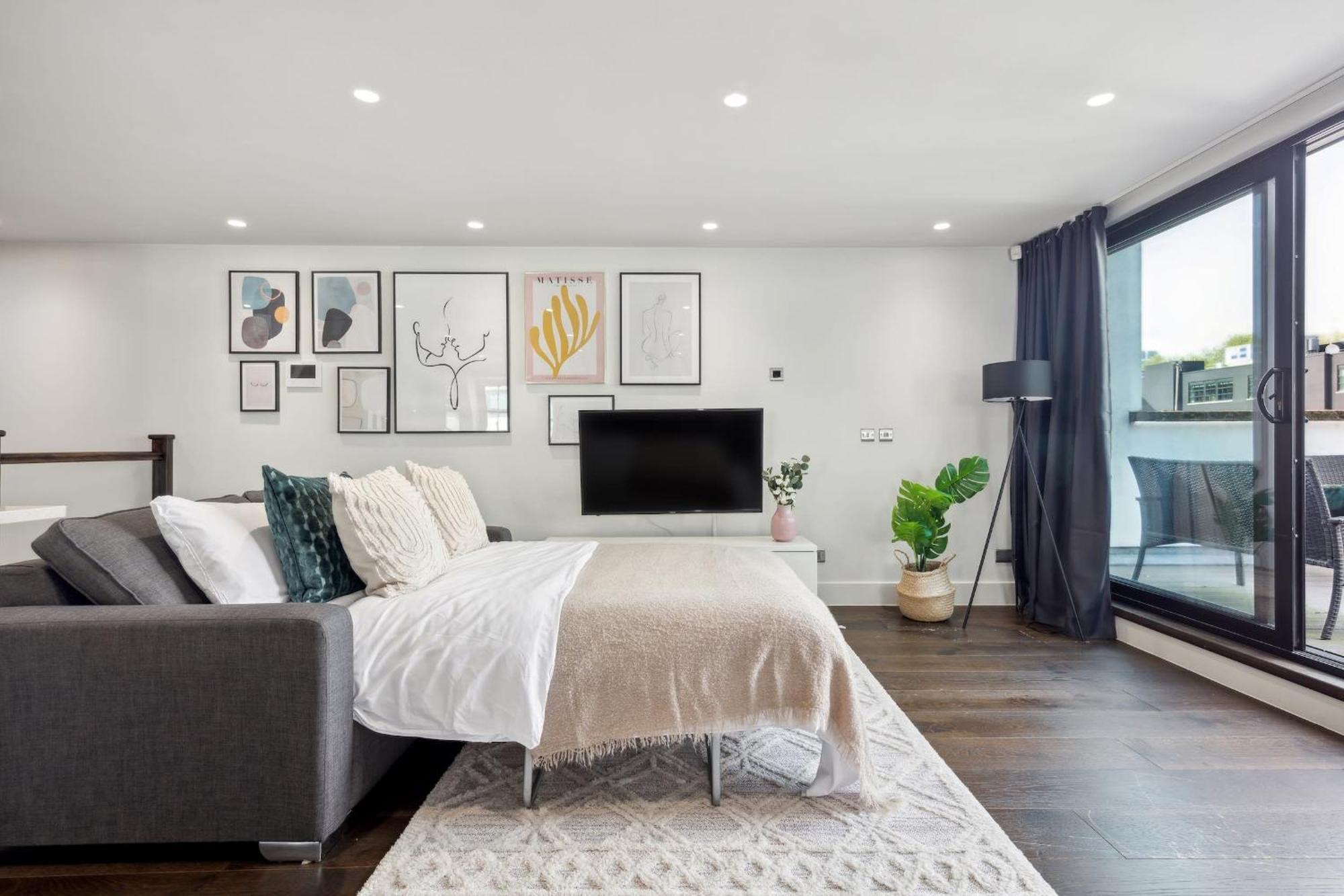 3br Penthouse With Terrace - Cityapartmentstay * London