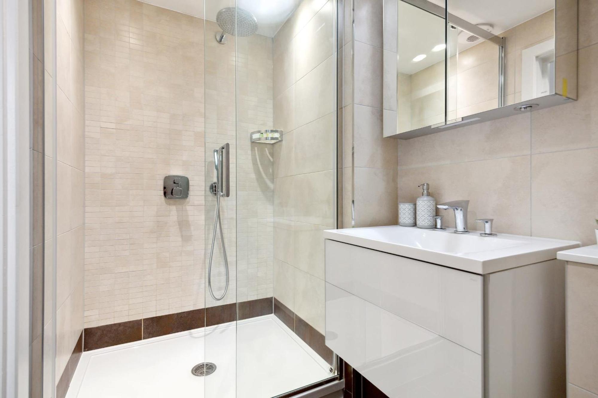 3br Penthouse With Terrace - Cityapartmentstay Leilighet