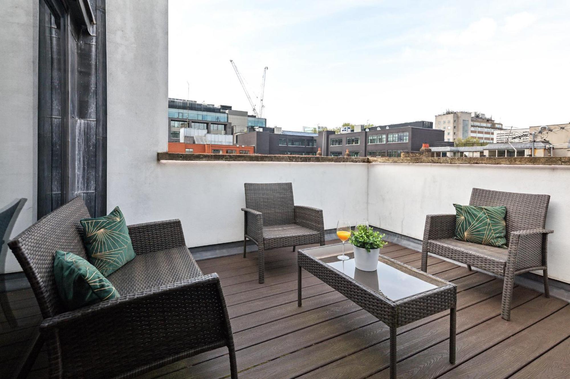3br Penthouse With Terrace - Cityapartmentstay Leilighet *