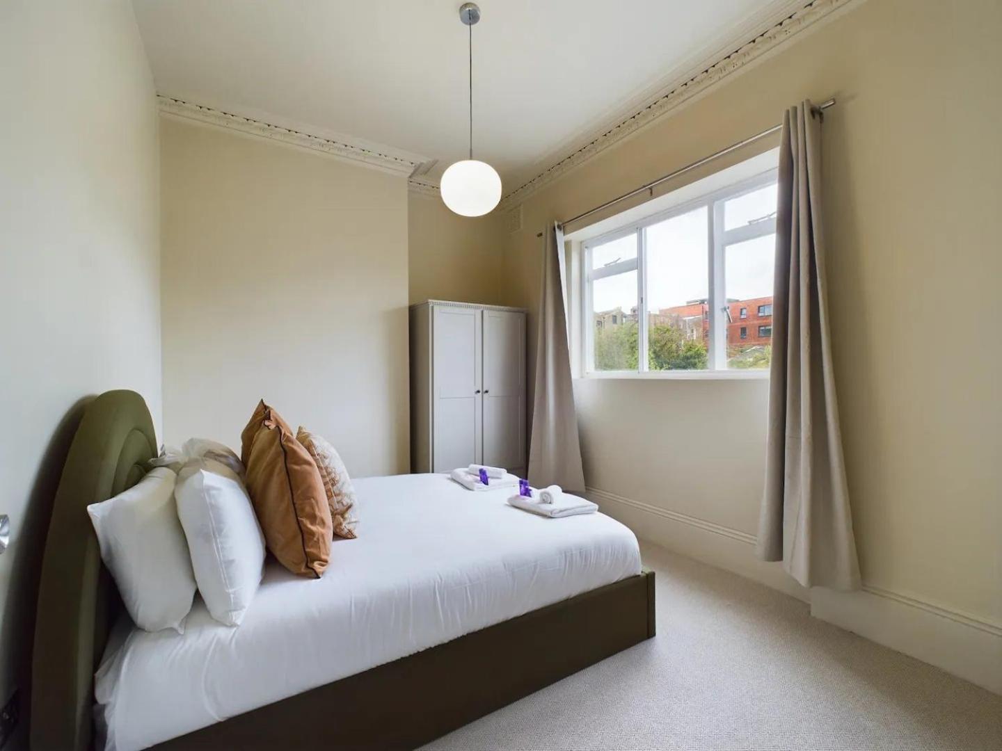 Apartment Pass The Keys Modern In East London