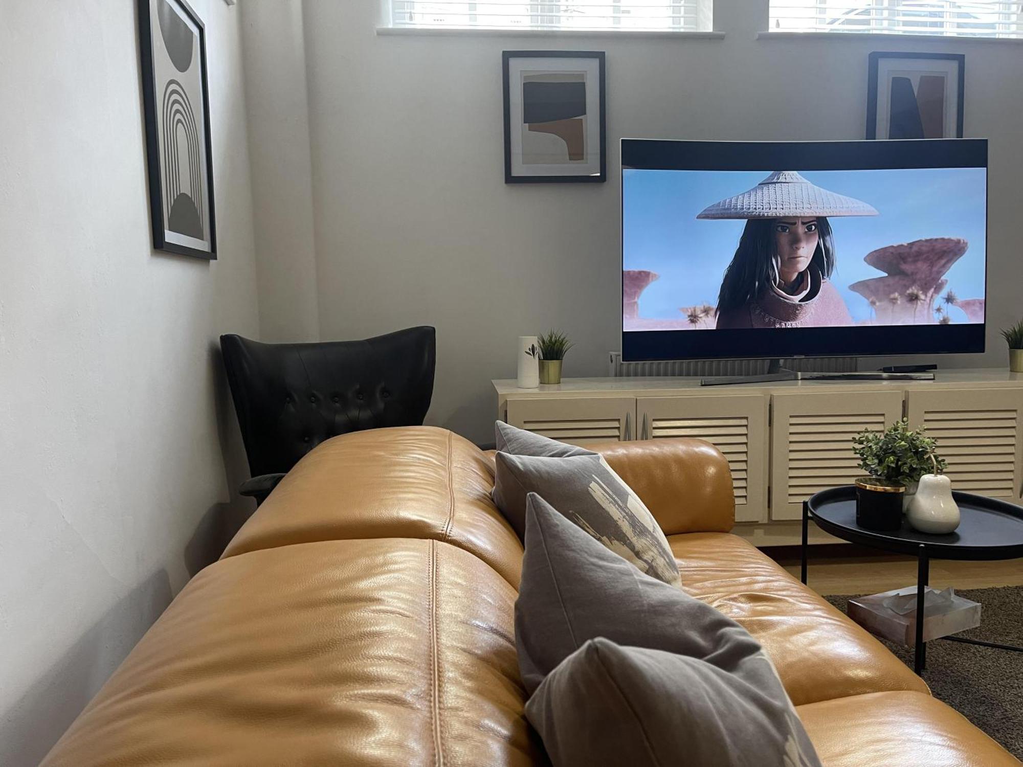 Immaculate 2-bed In *