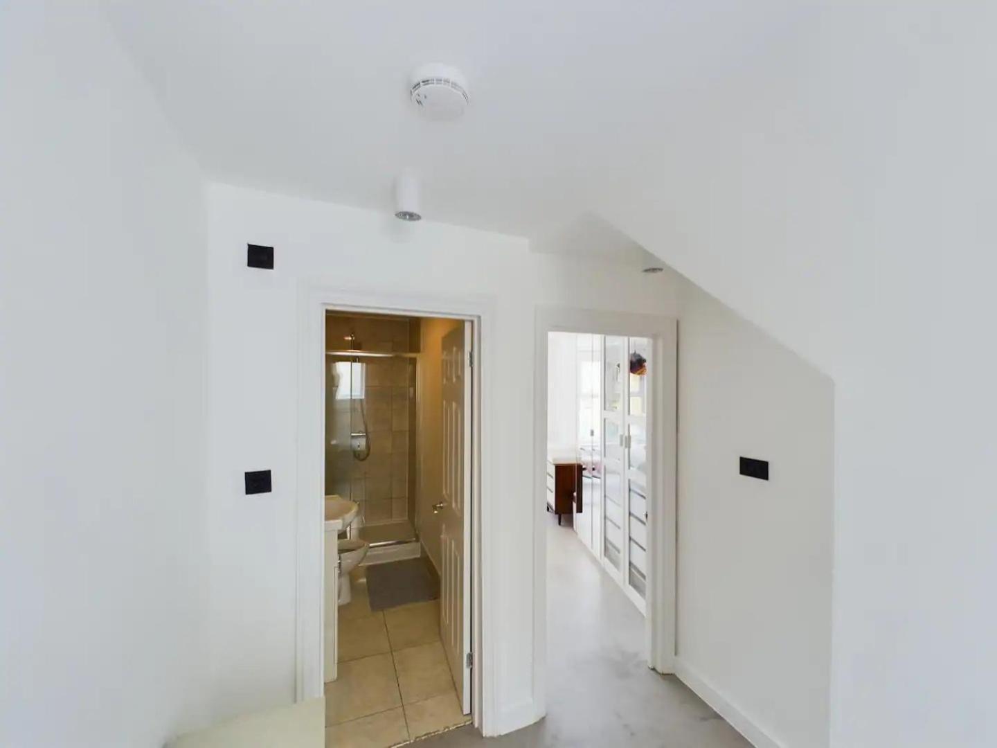 Leilighet Pass The Keys Stylish Flat Heart Of Hackney London