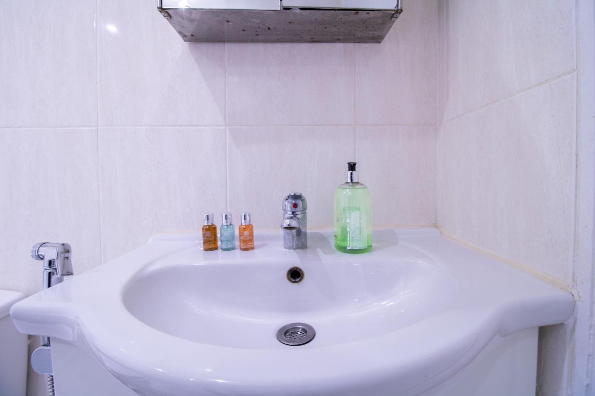 Leilighet Luxurious 1-bedroom Penthouse On Oxford Street 11g London