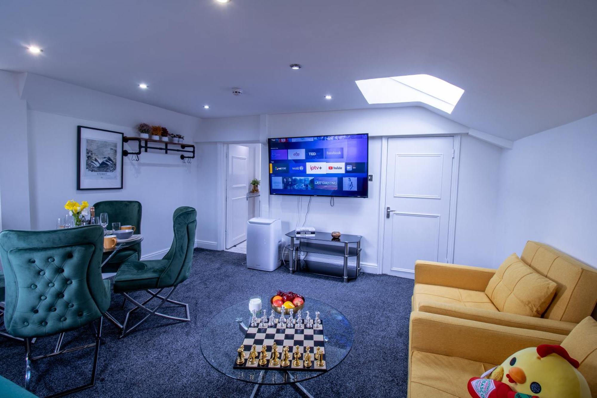 Luxurious 1-bedroom Penthouse On Oxford Street 11g * London