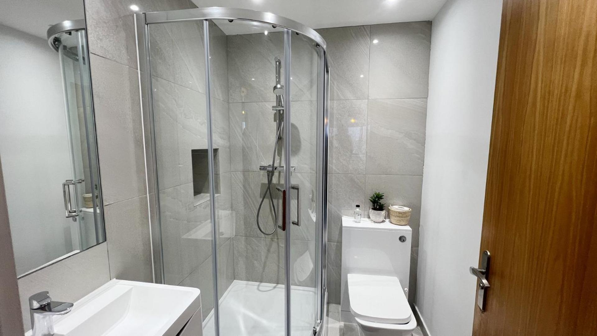 Apartamento C1, Luxury 2 Bedroom Flat In Wembley *