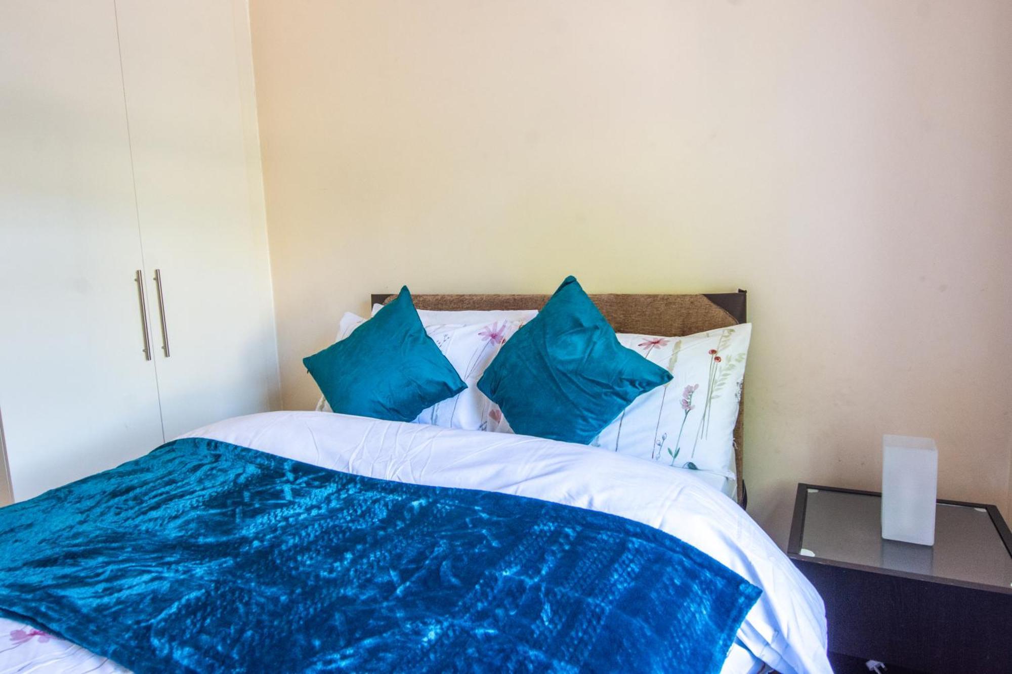Apartment Evergreen Apartments, Flat 3, *