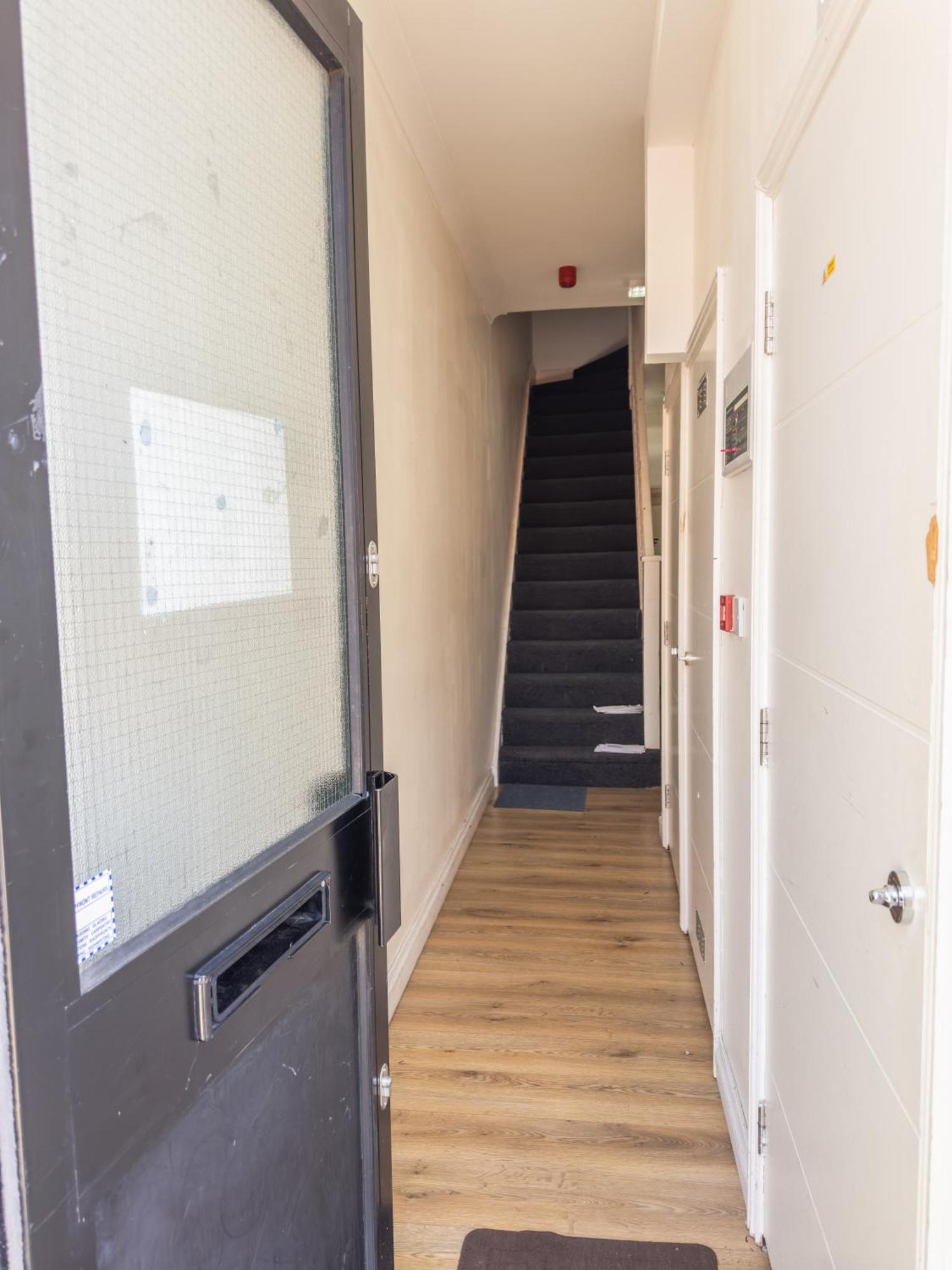 Apartment Evergreen Apartments, Flat 3, London