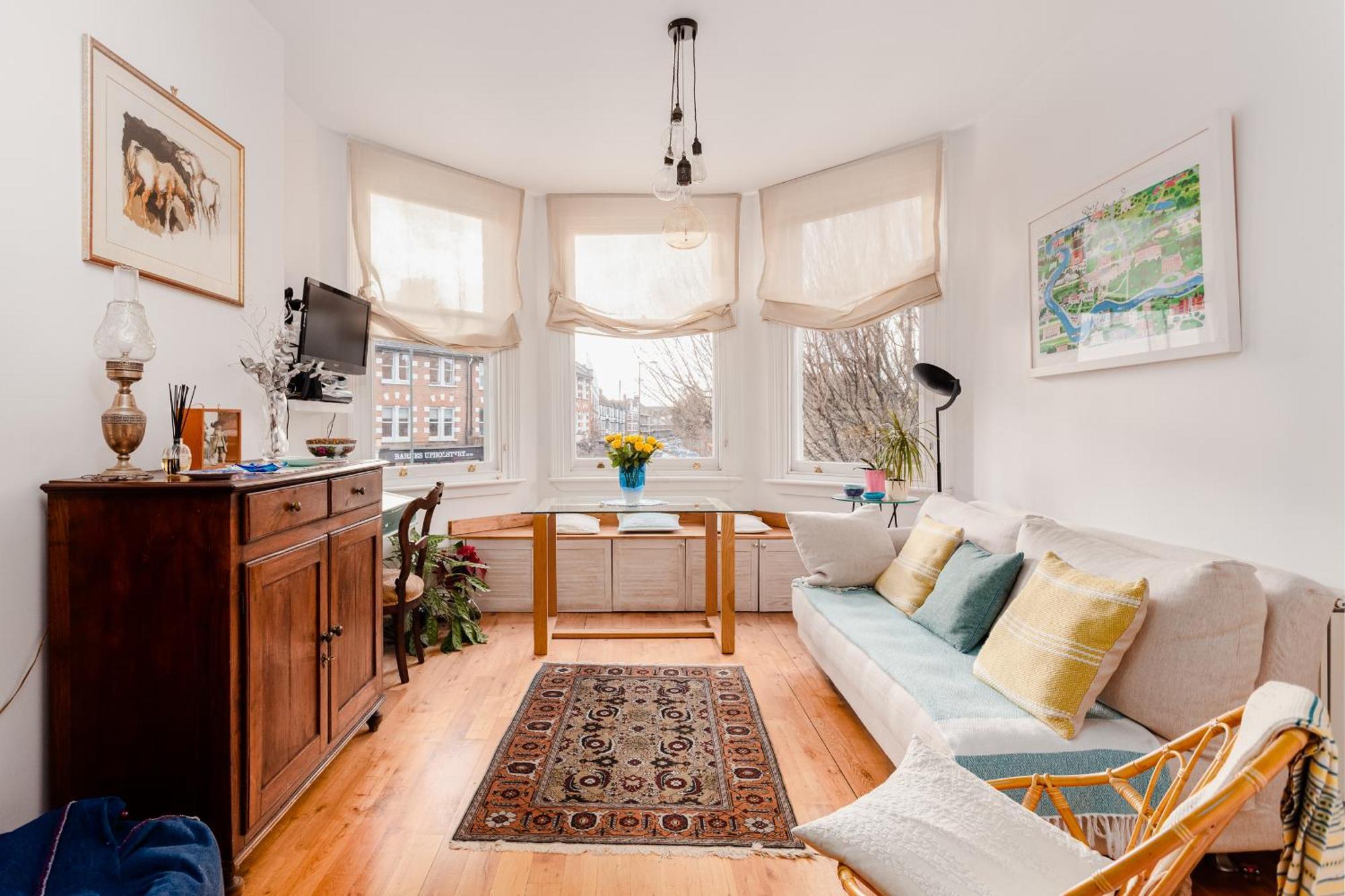 Lovely 1 Bed With Large Terrace London