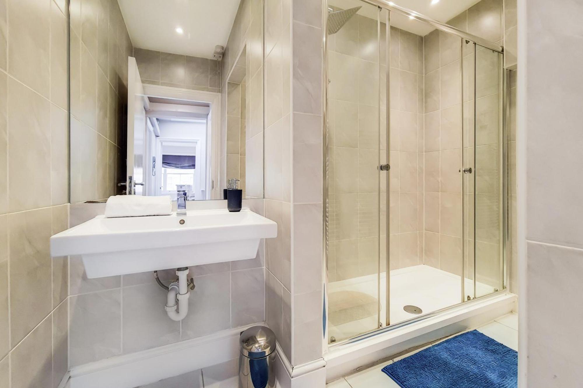 Apartment Modern And Spacious In South Kensington *