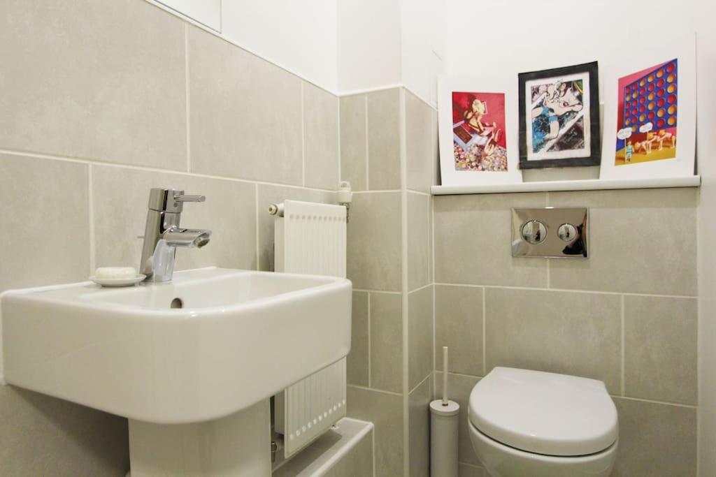 Designer In The Heart Of Shoreditch Apartment London