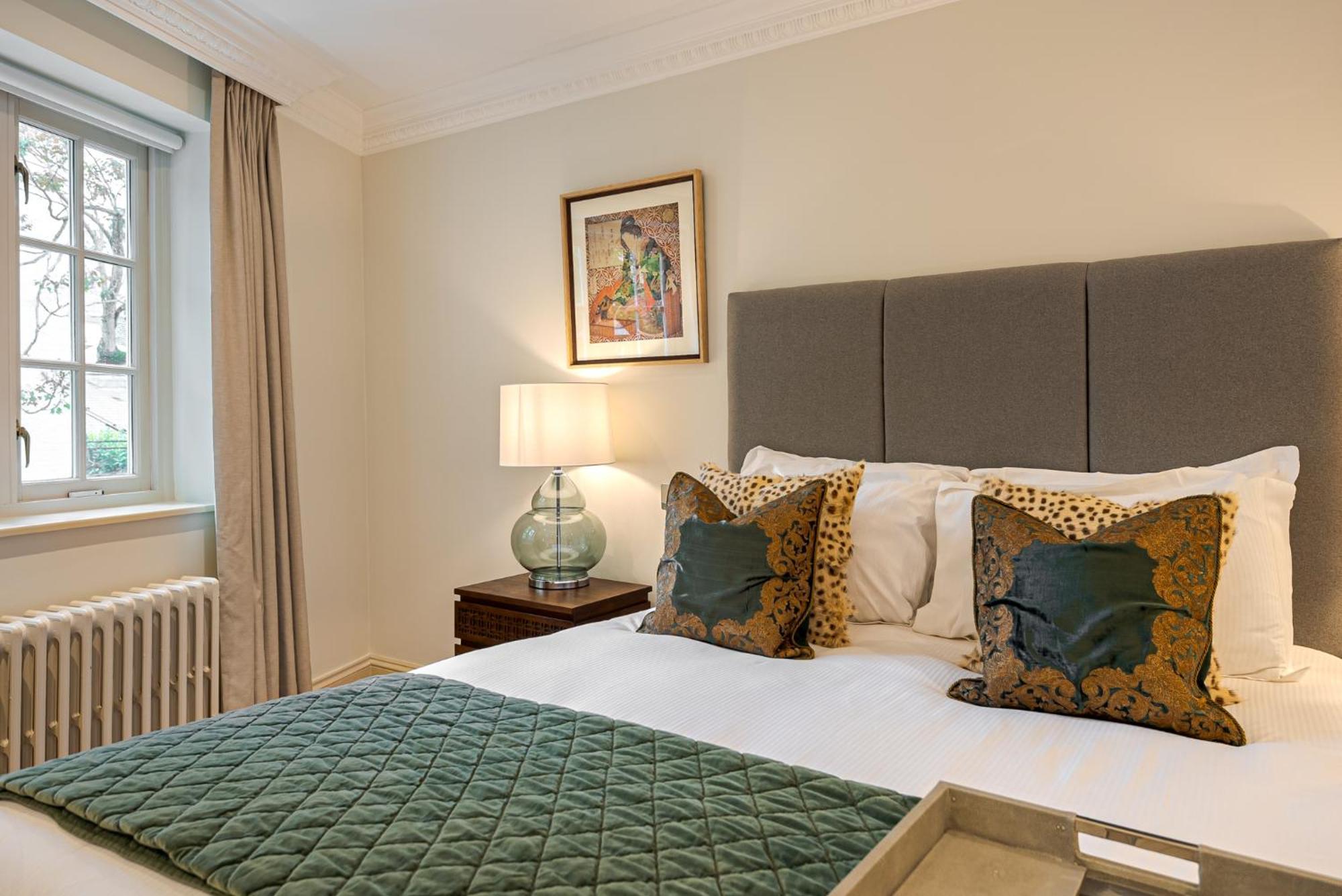 Luxury Belgravia 3br House With Skylights, Ac And Garage Parking Apartment *