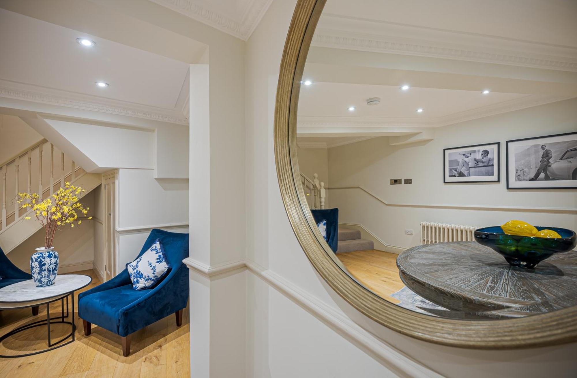 Modern 3 Bedroom Luxury House With Garage In * Londen