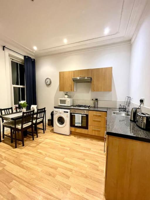 A Charming One Double Bedroom Flat