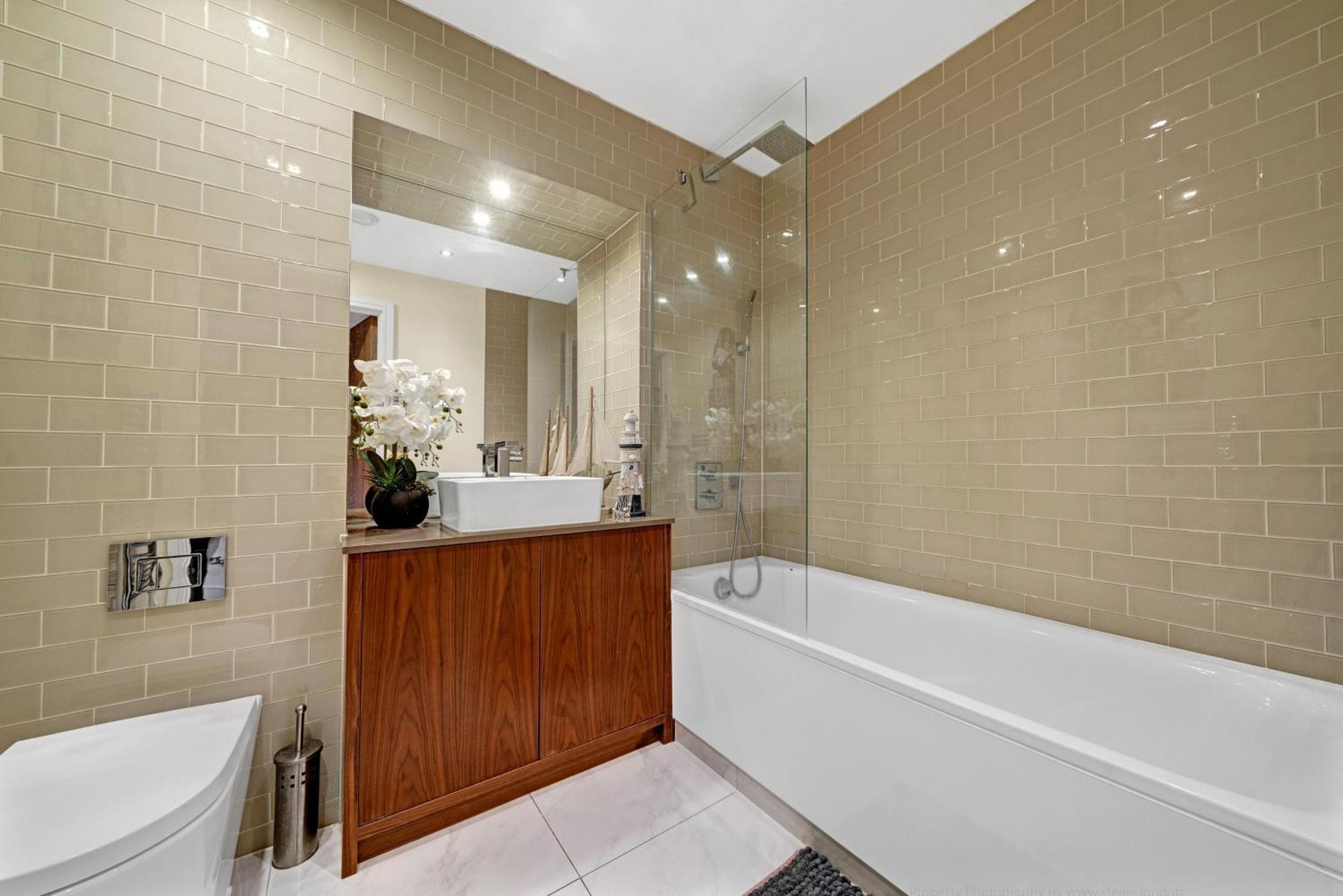 3bed 2bath With High Rise View Canary Wharf *