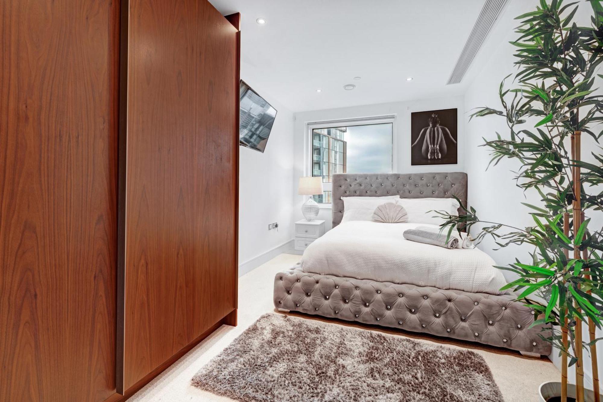 Apartment 3bed 2bath With High Rise View Canary Wharf *